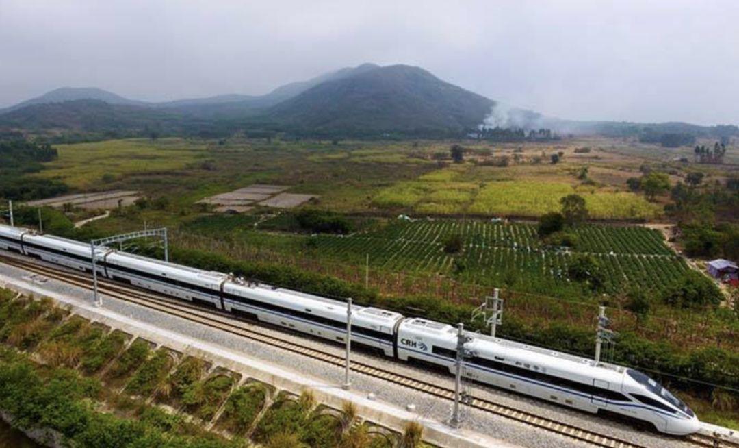 海南高鐵邁向更高效、更綠色的未來最新動態(tài)報道